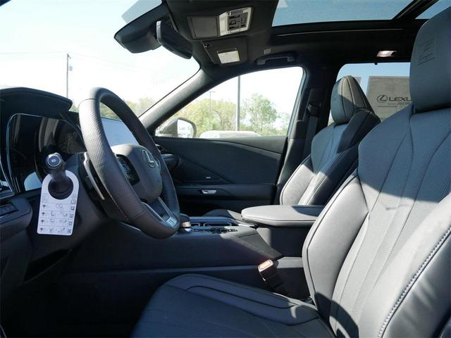Photo of 2025 01j9 Celestial Lexus TX 350