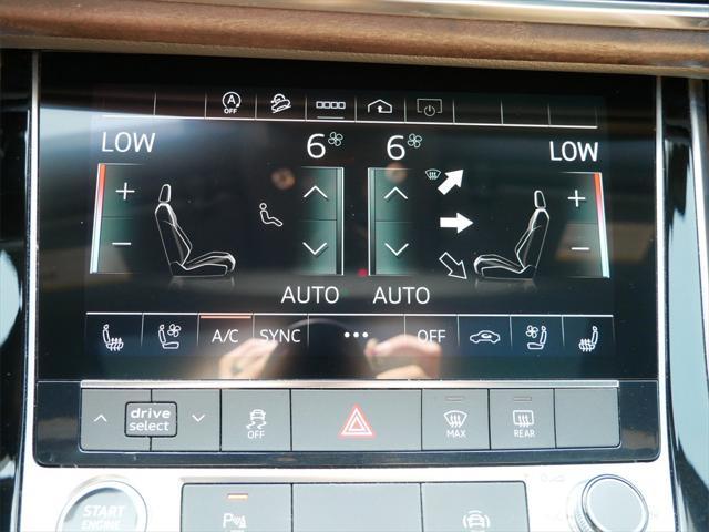 Photo of 2023 Mythos Black Metallic Audi Q7