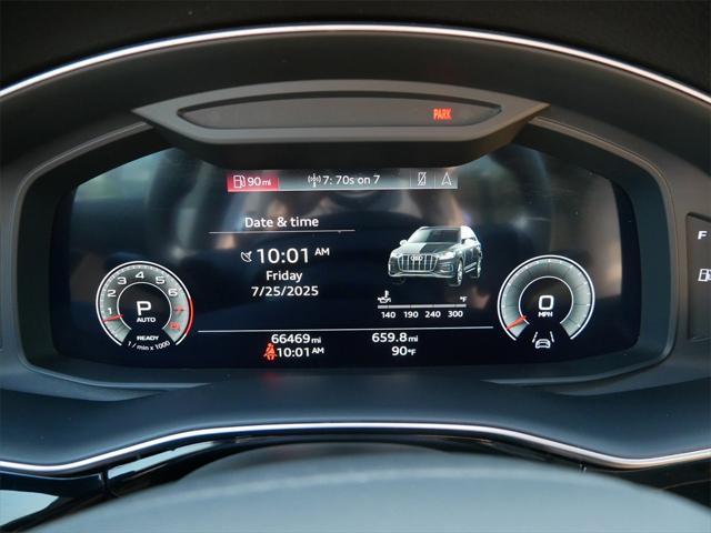 Photo of 2023 Mythos Black Metallic Audi Q7