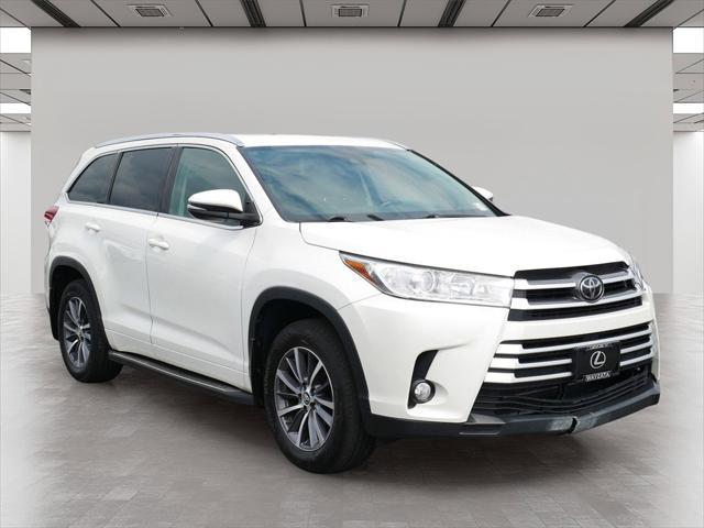 2017 Toyota Highlander