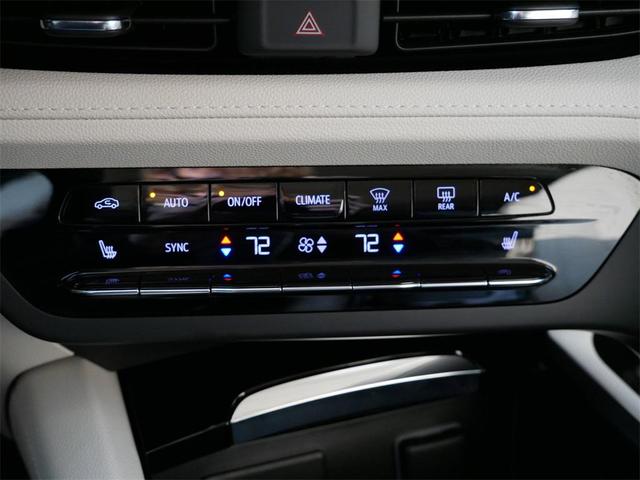 Photo of 2022 Satin Steel Metallic Buick Envision