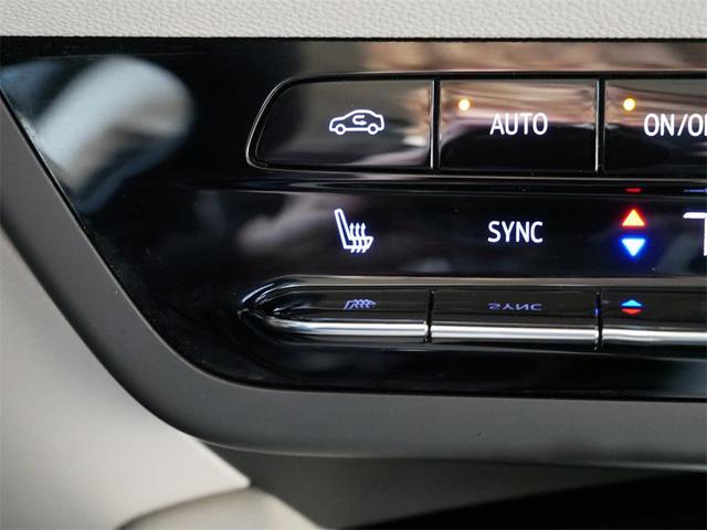 Photo of 2022 Satin Steel Metallic Buick Envision