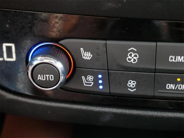 Photo of 2021 Rich Garnet Metallic Buick Enclave