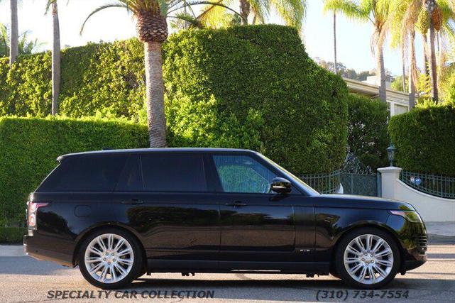 Photo of 2019 Santorini Black Metallic Land Rover Range Rover
