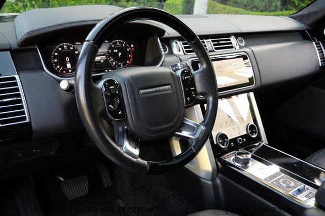 Photo of 2019 Santorini Black Metallic Land Rover Range Rover
