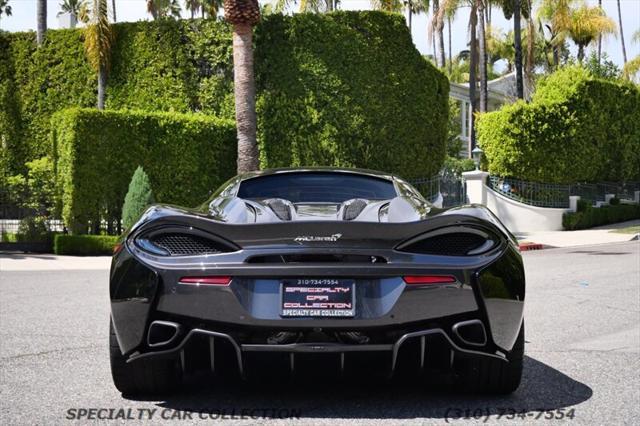 Photo of 2019 Black McLaren 570S