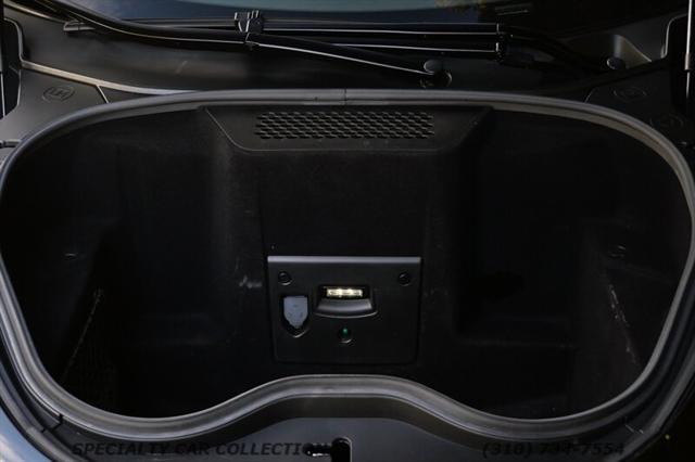 Photo of 2019 Black McLaren 570S