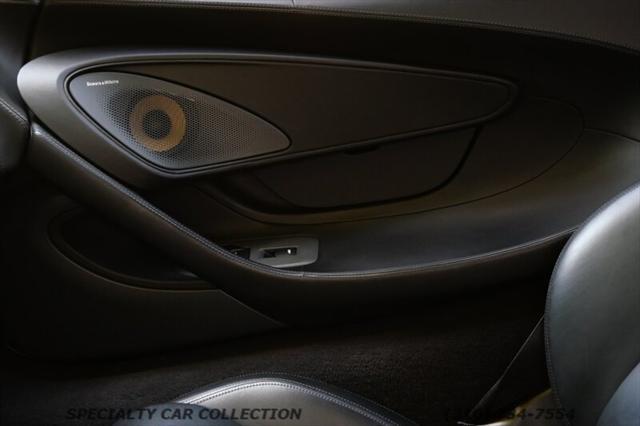 Photo of 2019 Black McLaren 570S