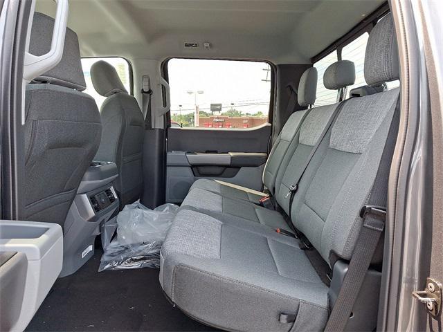 Photo of 2025 Carbonized Gray Metallic Ford F-250