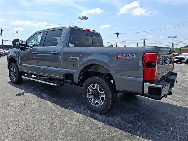 Photo of 2025 Carbonized Gray Metallic Ford F-250