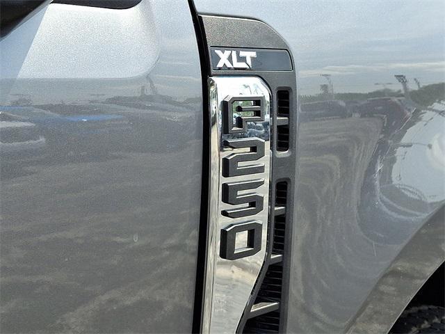 Photo of 2025 Carbonized Gray Metallic Ford F-250