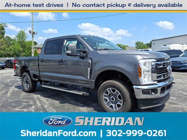 Photo of 2025 Carbonized Gray Metallic Ford F-250