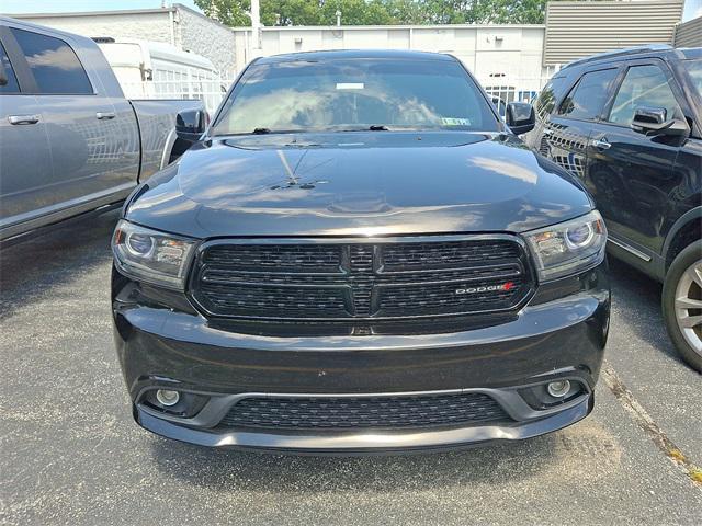 Photo of 2018 DB Black Crystal Clearcoat Dodge Durango