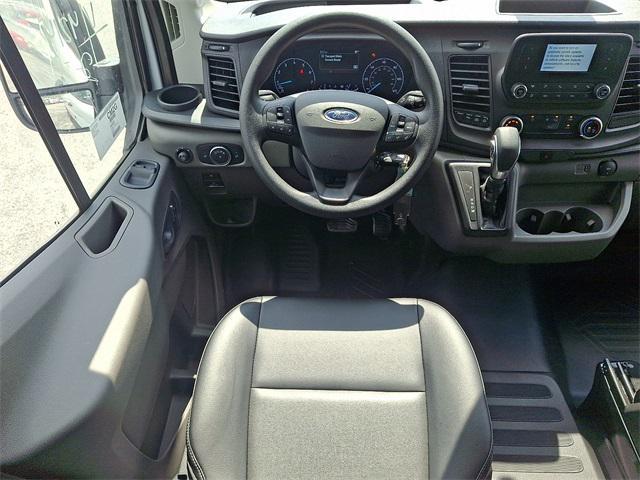 Photo of 2025 Oxford White Ford Transit-150