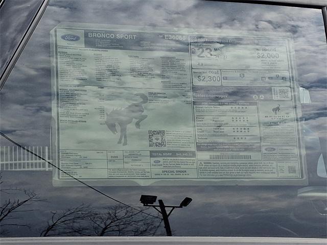Photo of 2025 Azure Gray Metallic Ford Bronco Sport