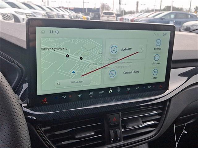 Photo of 2025 Carbonized Gray Metallic Ford Escape