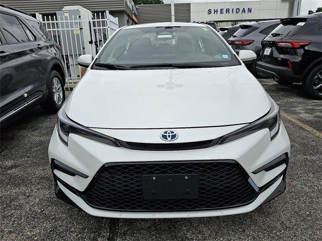 Photo of 2024 Ice Cap Toyota Corolla Hybrid