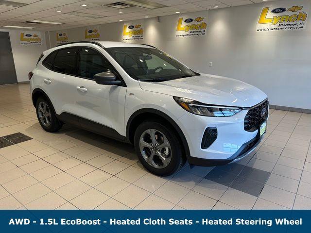 Photo of 2025 Silver Ford Escape
