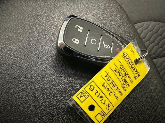 Photo of 2019 Pacific Blue Metallic Chevrolet Equinox