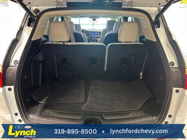 Photo of 2023 Summit White Buick Enclave