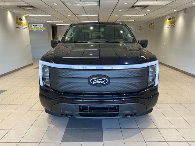 Photo of 2025 Blue Ford F-150 Lightning
