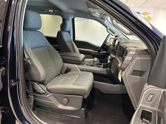 Photo of 2025 Blue Ford F-150 Lightning