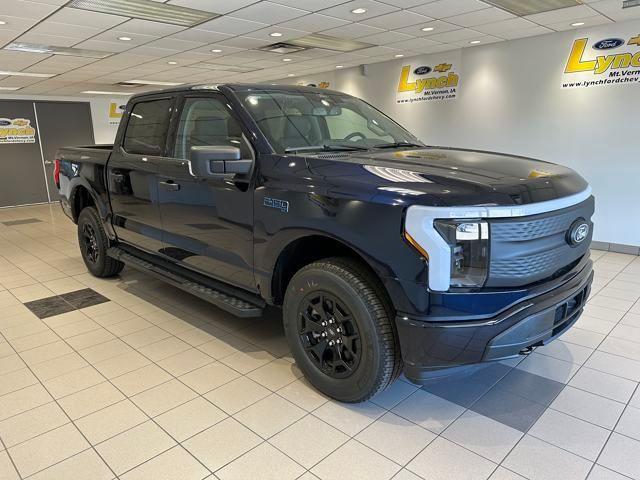 Photo of 2025 Blue Ford F-150 Lightning