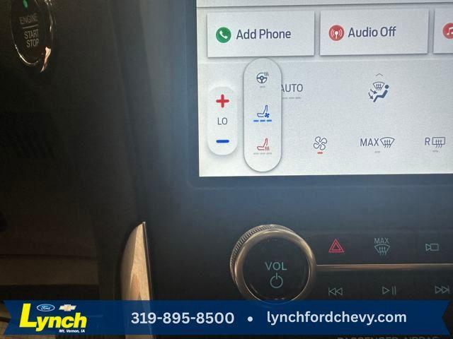 Photo of 2022 Burgundy Velvet Metallic Tinted Clearcoat Ford Edge