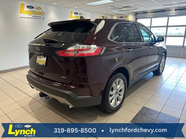 Photo of 2022 Burgundy Velvet Metallic Tinted Clearcoat Ford Edge