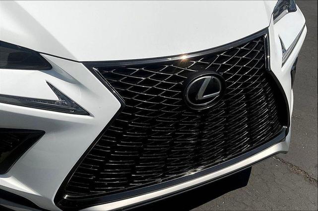 Photo of 2019 Ultra White Lexus NX 300