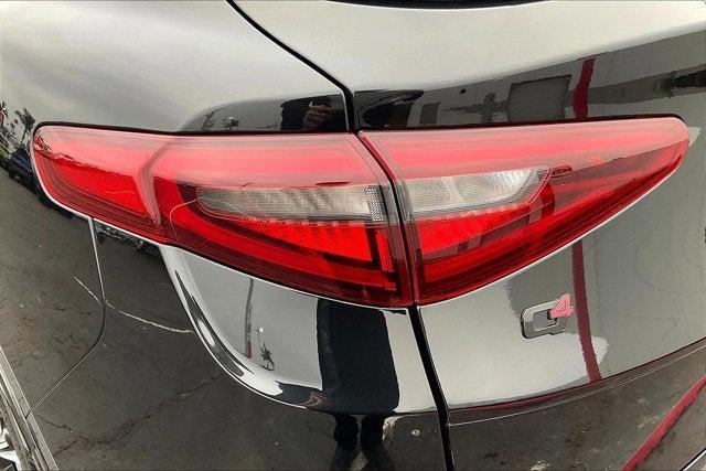 Photo of 2022 Vulcano Black Metallic Alfa Romeo Stelvio