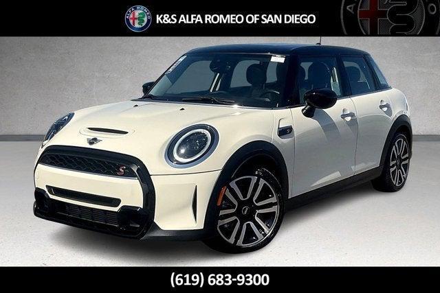 2023 MINI Hardtop
