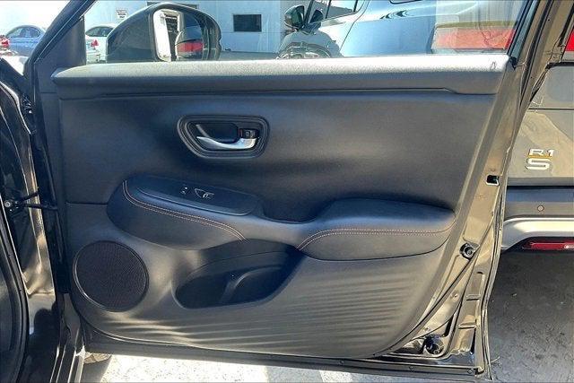 Photo of 2024 Crystal Black Pearl Honda HR-V