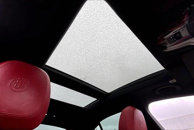Photo of 2022 Alfa Rosso Alfa Romeo Stelvio