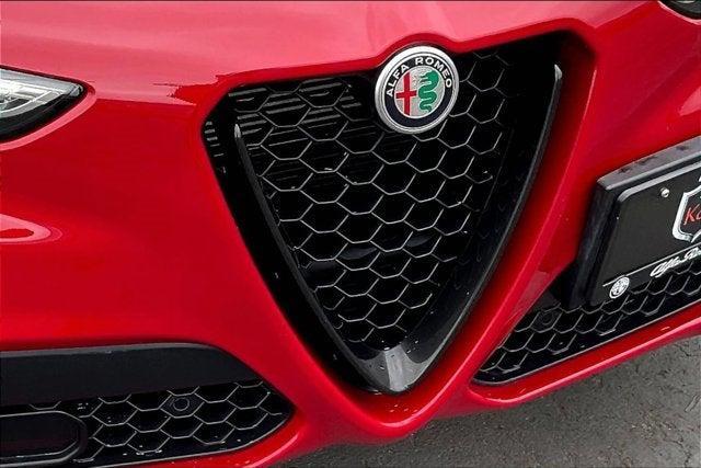 Photo of 2022 Alfa Rosso Alfa Romeo Stelvio
