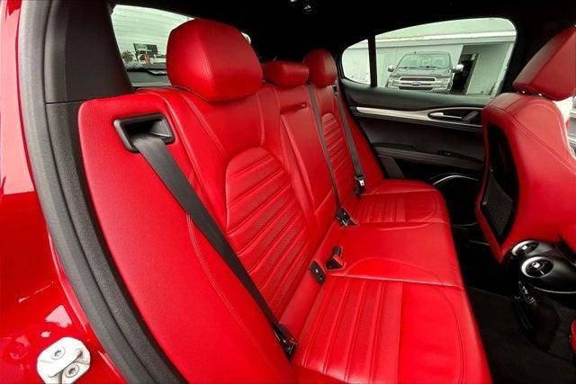 Photo of 2022 Alfa Rosso Alfa Romeo Stelvio