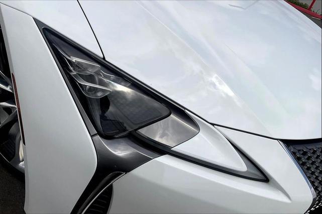 Photo of 2018 Ultra White Lexus LC 500