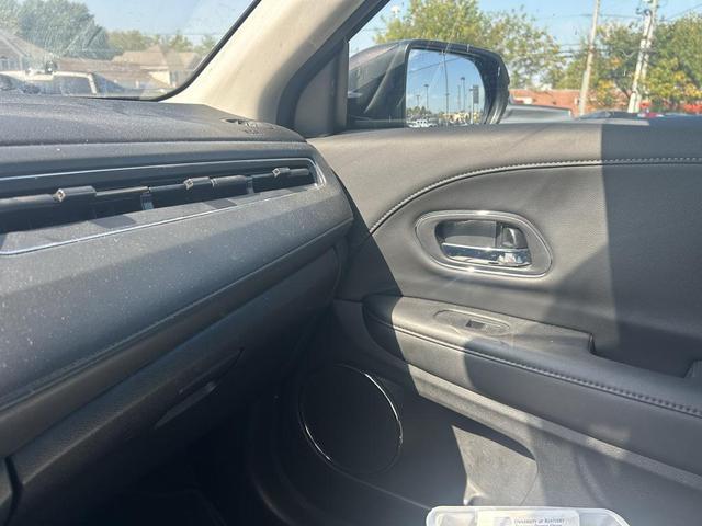 Photo of 2021 Aegean Blue Metallic Honda HR-V