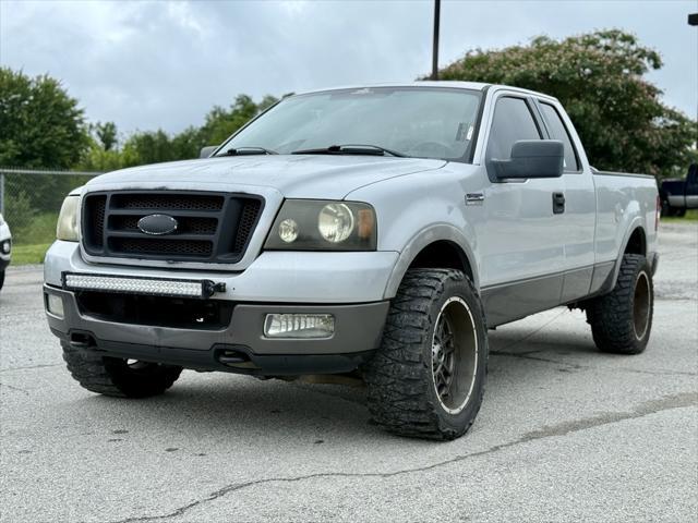 Photo of 2005 Silver Clearcoat Metallic Ford F-150