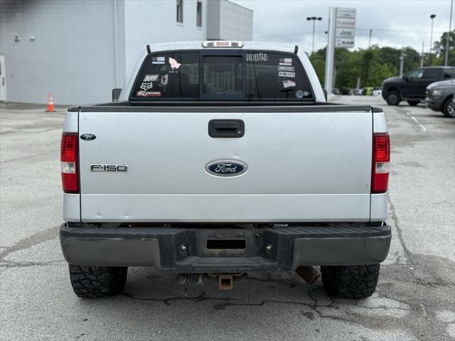 Photo of 2005 Silver Clearcoat Metallic Ford F-150