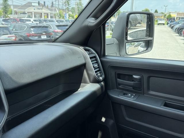 Photo of 2025 Bright White Clearcoat RAM 3500