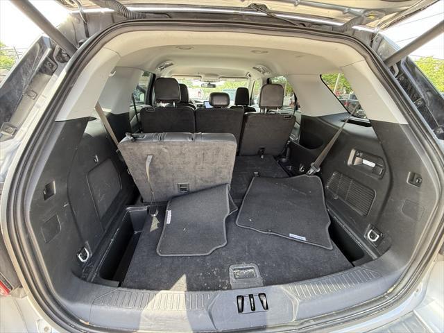 Photo of 2023 Silver Metallic Ford Explorer