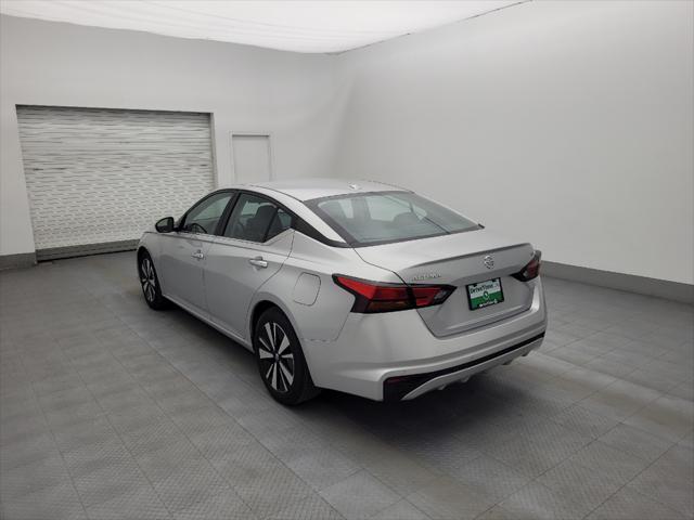 Photo of 2022 Brilliant Silver Metallic Nissan Altima