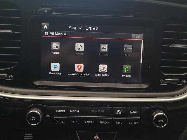 Photo of 2015 Silver Kia Optima