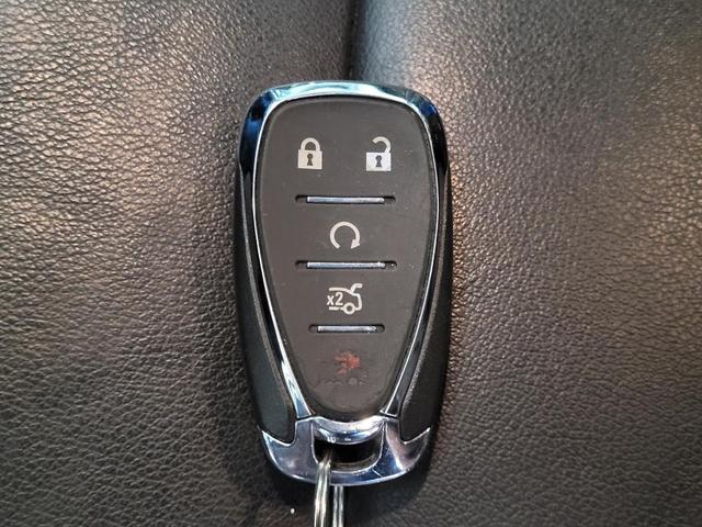 Photo of 2016 Tungsten Metallic Chevrolet Cruze