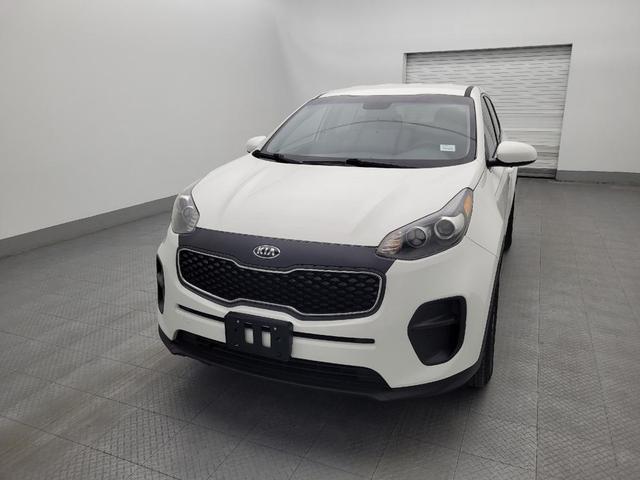 Photo of 2017 Clear White Kia Sportage