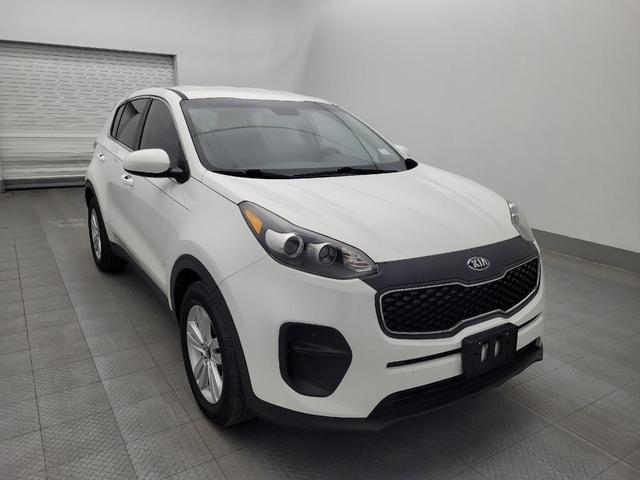Photo of 2017 Clear White Kia Sportage