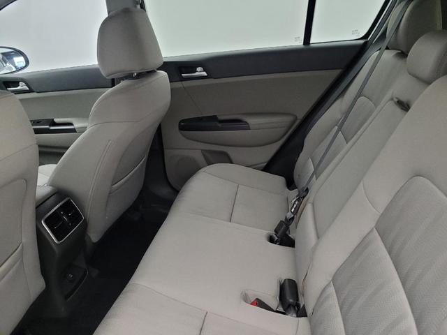 Photo of 2017 Clear White Kia Sportage