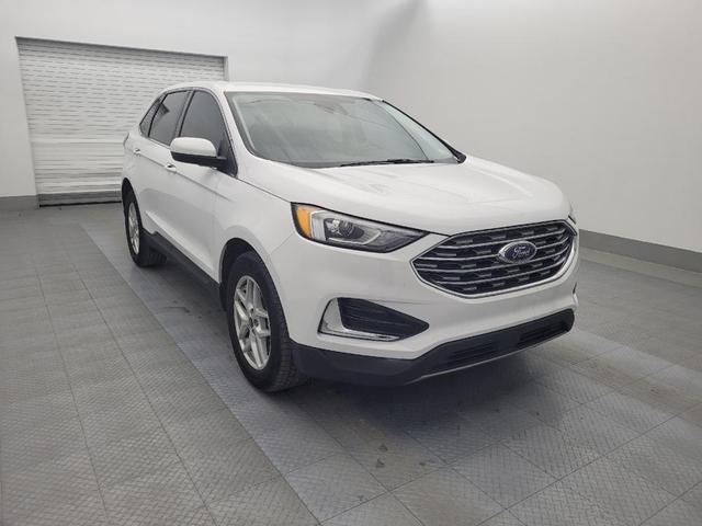 Photo of 2022 White Ford Edge