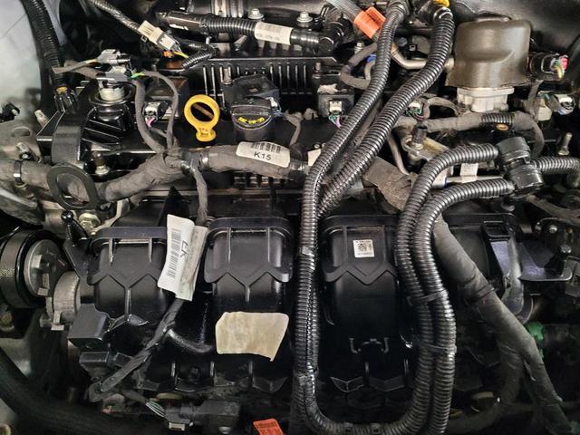 Photo of 2022 White Ford Edge